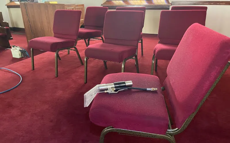 chair upholstery cleaning